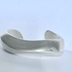 Tiffany & Co. Elsa Peretti Silver Swirl Cuff Bracelet, Small Wrist